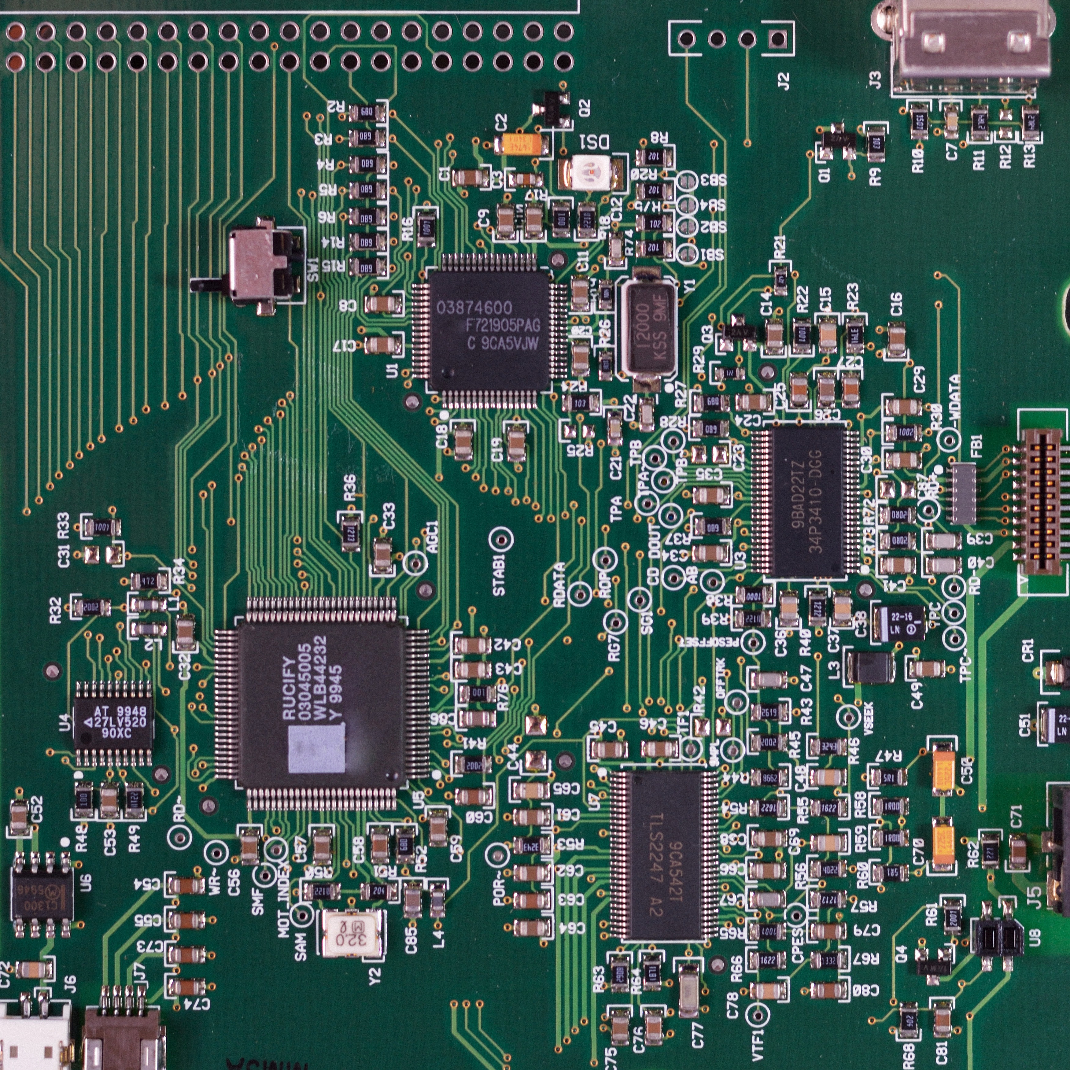 chips-circuit-circuit-board-343457